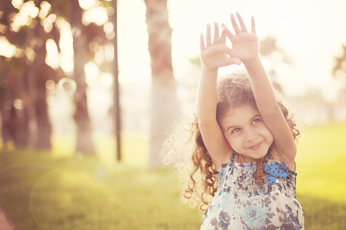 child portrait photography: Isabella Allamandri Alien Skin03